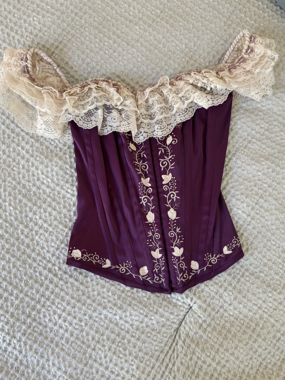 Vintage Charlotte Russe Purple Corset with Cream Lace Trim